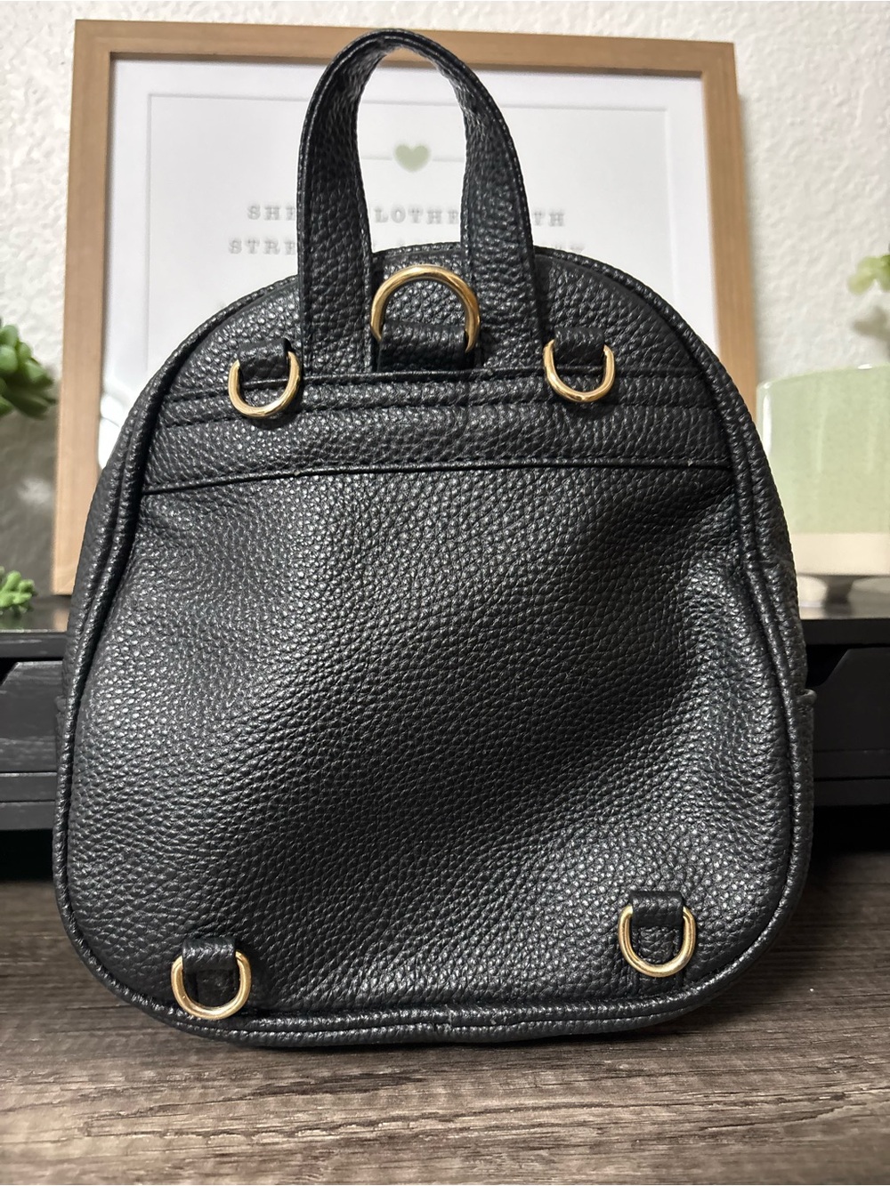 Quilted Heart Mini Backpack
Convertible Crossbody &
Shoulder Bag - Picture 3 of 7